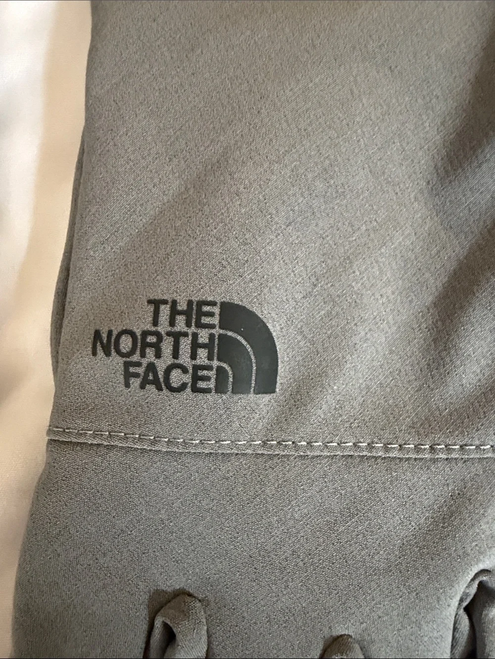 The North Face Men’s Grey Touchscreen Fleece Gloves with Logo